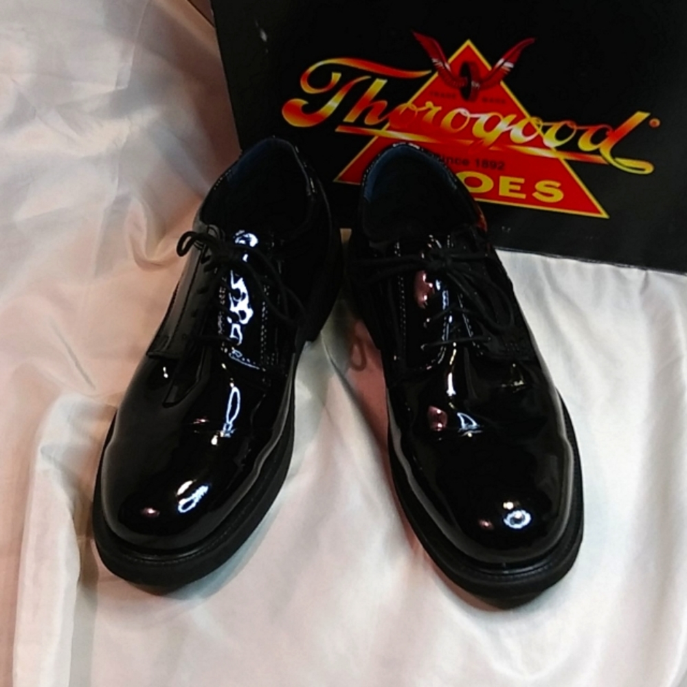 Thorogood Dress Shoes - Picture 1 of 10